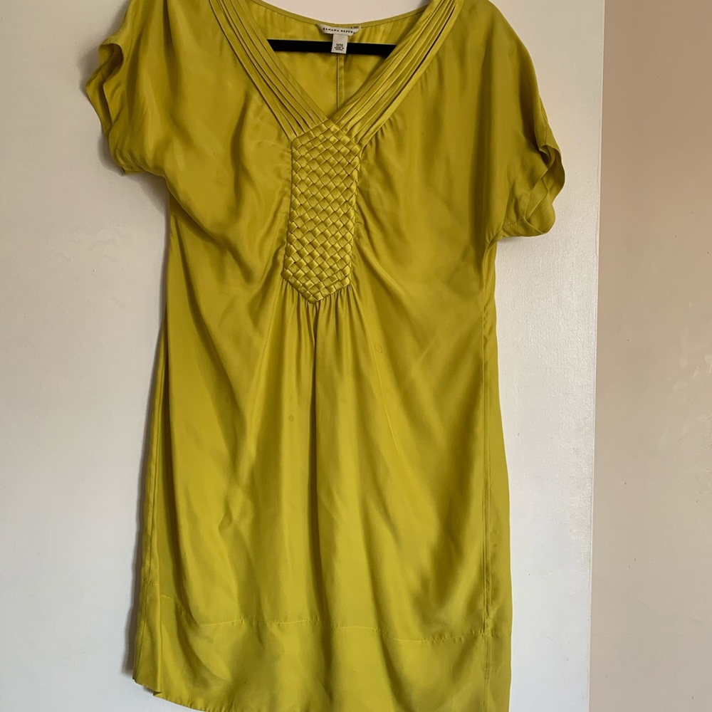 Medium silk Banana Republic dress